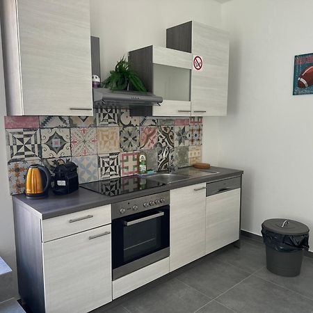 Klein Aber Fein Mit Terrasse Apartment Vienna Luaran gambar