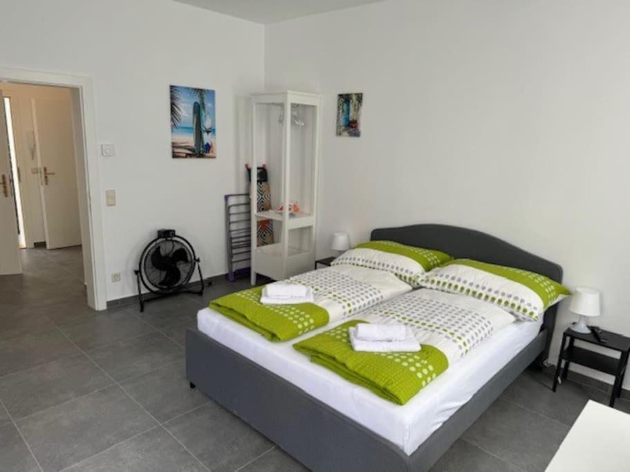 Klein Aber Fein Mit Terrasse Apartment Vienna Luaran gambar